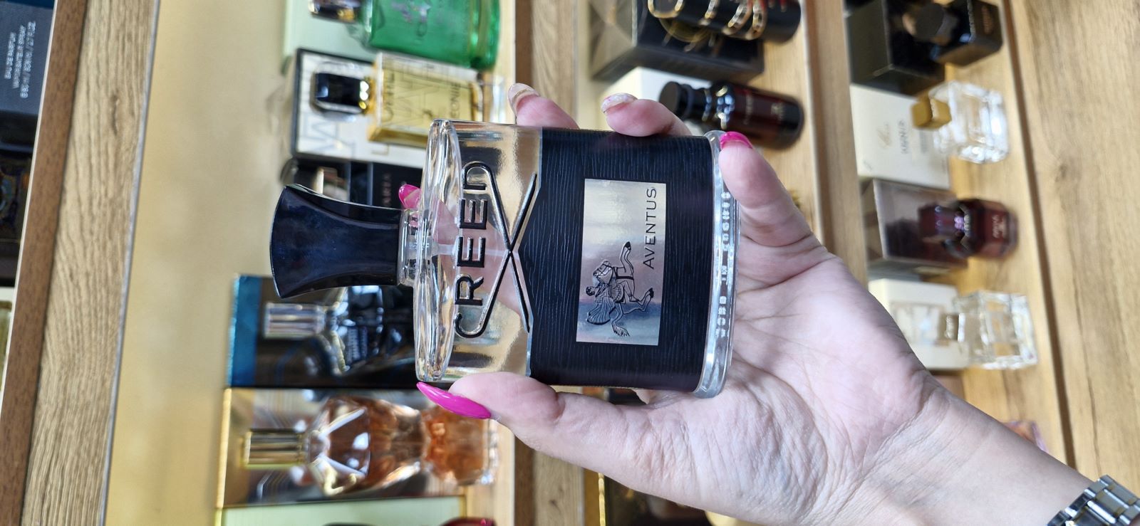 عطر و ادکلن perfume